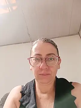 miss hanna07 online show from 06-11-26, 03:10