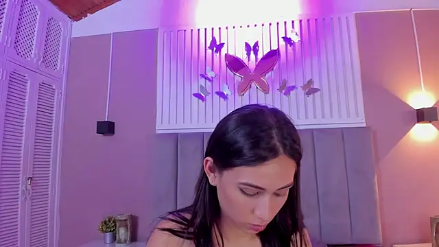 Snapshot of diosa_cristal chatting on 02-02-25, 09:30 diosa cristal online show from 02-02-25, 09:30