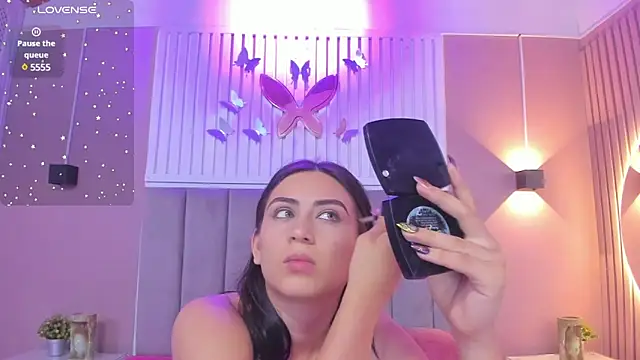 Snapshot of diosa_cristal chatting on 02-22-25, 03:23 diosa cristal online show from 02-22-25, 03:23