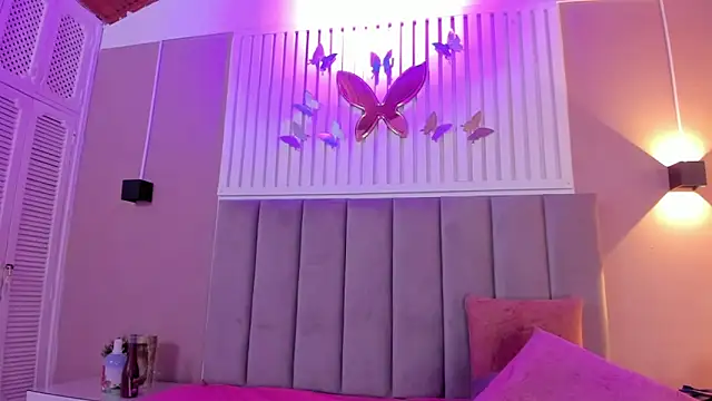 Snapshot of diosa_cristal chatting on 02-27-25, 09:22 diosa cristal online show from 02-27-25, 09:22