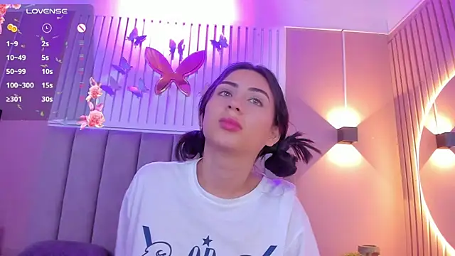 Snapshot of diosa_cristal chatting on 03-15-25, 06:36 diosa cristal online show from 03-15-25, 06:36