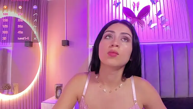 Snapshot of diosa_cristal chatting on 11-26-25, 04:13 diosa cristal online show from 11-26-25, 04:13