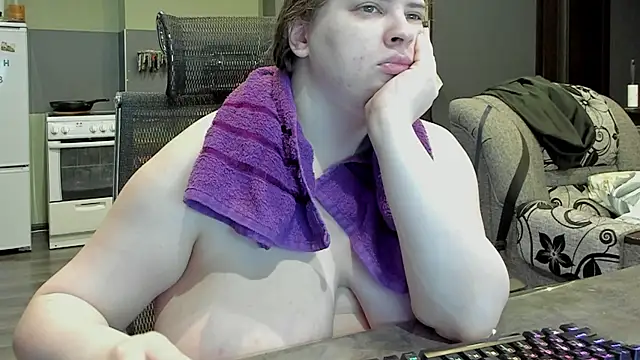 Snapshot of 1lindsey1 chatting on 02-28-25, 12:31 1lindsey1 online show from 02-28-25, 12:31