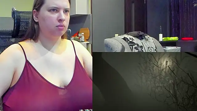 Snapshot of 1lindsey1 chatting on 10-22-25, 04:40 1lindsey1 online show from 10-22-25, 04:40