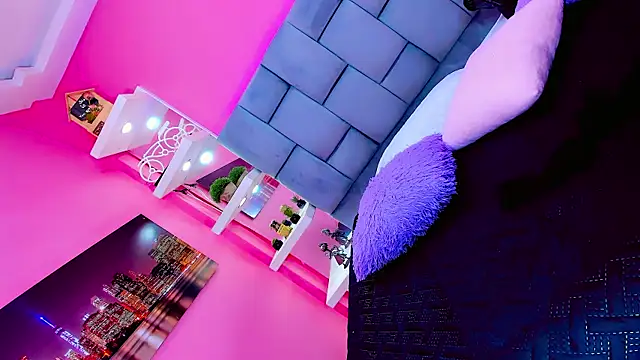 Saamanthaa11 online show from 03-25-26, 05:13