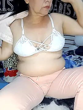 Snapshot of Dulcemature chatting on 02-13-26, 03:35 Dulcemature online show from 02-13-26, 03:35