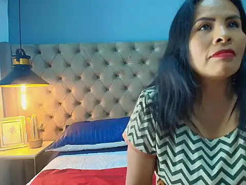 Anthonelaa   online show from 04-25-26, 07:55