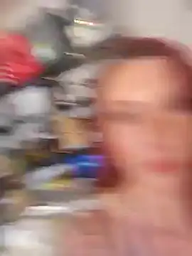 Snapshot of MissyRoulette chatting on 12-04-24, 03:43 MissyRoulette online show from 12-04-24, 03:43