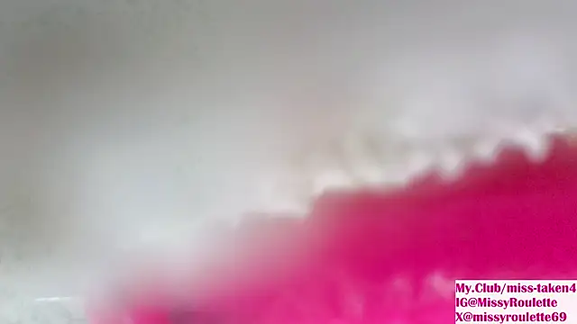 Snapshot of MissyRoulette chatting on 12-06-24, 06:26 MissyRoulette online show from 12-06-24, 06:26