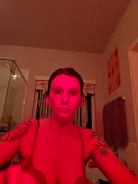 Snapshot of MissyRoulette chatting on 12-10-24, 02:16 MissyRoulette online show from 12-10-24, 02:16