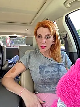 Snapshot of MissyRoulette chatting on 09-09-25, 05:01 MissyRoulette online show from 09-09-25, 05:01