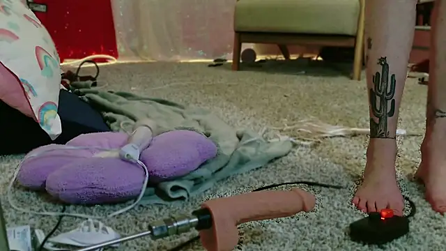 Snapshot of MissyRoulette chatting on 09-18-25, 10:28 MissyRoulette online show from 09-18-25, 10:28