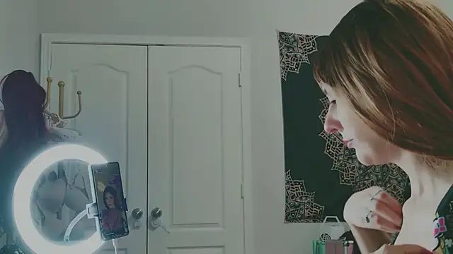 Snapshot of MissyRoulette chatting on 11-13-25, 08:13 MissyRoulette online show from 11-13-25, 08:13