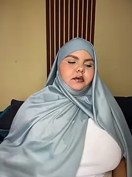 Shara Handal  online show from 06-04-26, 09:15