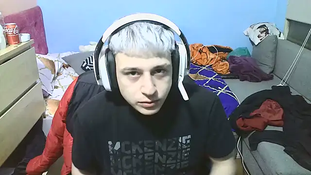 Snapshot of Nenejoven16- chatting on 03-07-25, 07:49 Nenejoven16- online show from 03-07-25, 07:49