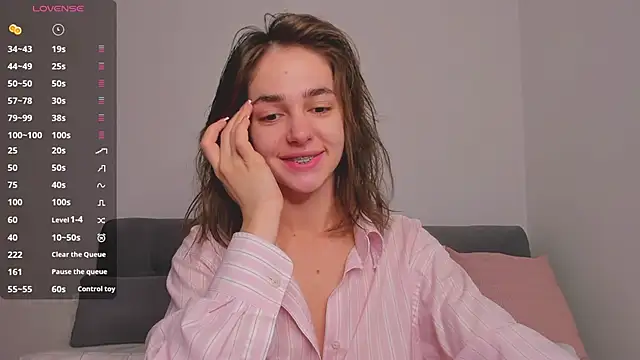 JudyAngil online show from 12-01-25, 06:07