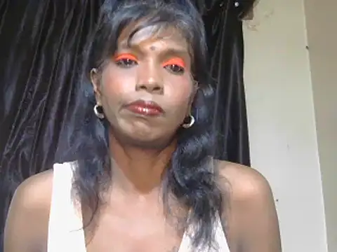 Snapshot of Fuckable_Nasty_MILF chatting on 02-01-25, 12:05 Fuckable Nasty MILF online show from 02-01-25, 12:05