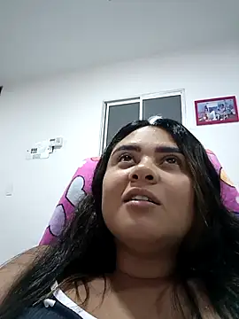 sexy-latin10 online show from 04-26-26, 02:20