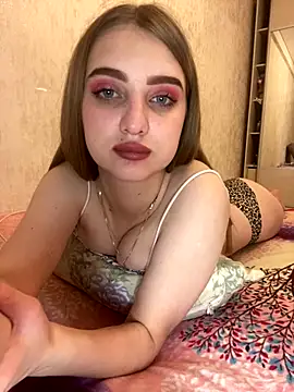 MollyDolle online show from 09-18-25, 08:00