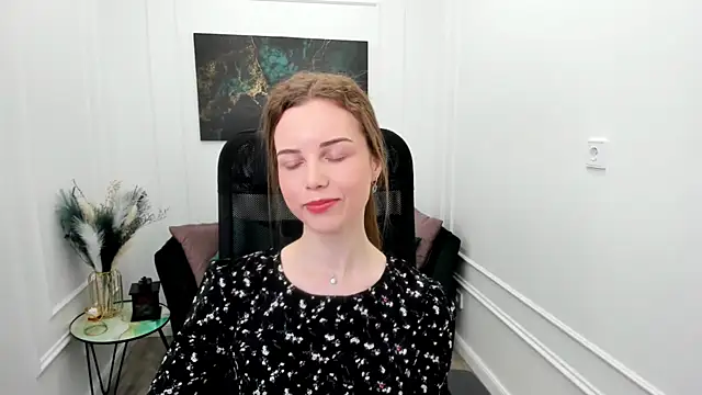 MileyWings online show from 06-09-26, 11:33