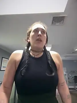 ThicBunz online show from 05-24-26, 01:49