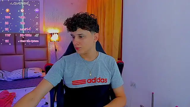 Nathan Bluee online show from 02-19-25, 01:50