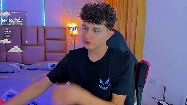 Nathan Bluee online show from 02-23-25, 03:18