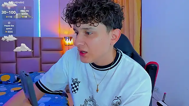 Nathan Bluee online show from 03-11-25, 01:12