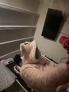 Khalyk G online show from 11-25-25, 08:36