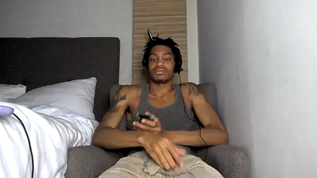 Snapshot of Skinnyblackman chatting on 05-09-26, 05:34 Skinnyblackman online show from 05-09-26, 05:34