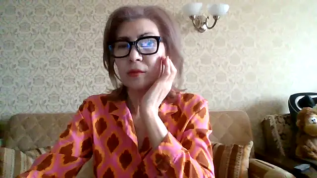 Elegant00Lady online show from 03-11-26, 09:37