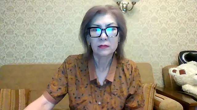 Elegant00Lady online show from 04-21-26, 04:34