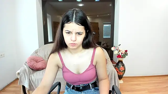Molly Owens online show from 10-19-25, 05:52