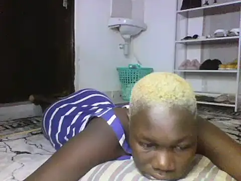 sexyqueen02 online show from 03-03-25, 12:48