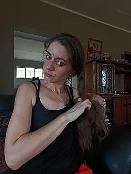 Snapshot of Missmesexycouple69 chatting on 01-07-26, 02:19 Missmesexycouple69 online show from 01-07-26, 02:19