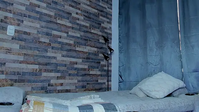 Snapshot of zaiin_diesel chatting on 02-04-25, 12:55 zaiin diesel online show from 02-04-25, 12:55