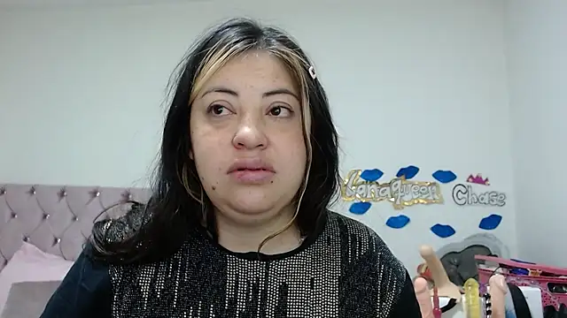 lanaqueen699 online show from 02-08-25, 12:17