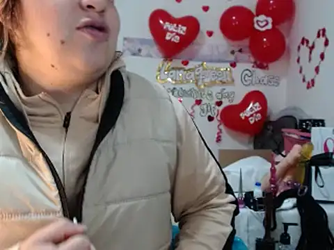 lanaqueen699 online show from 02-17-25, 12:27