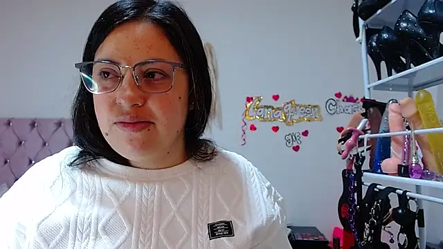 lanaqueen699 online show from 10-06-25, 12:24