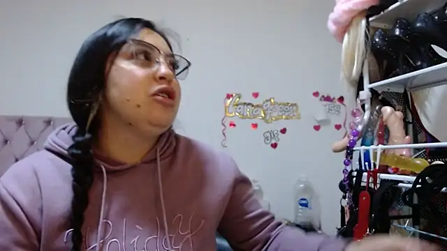 lanaqueen699 online show from 04-10-26, 12:21