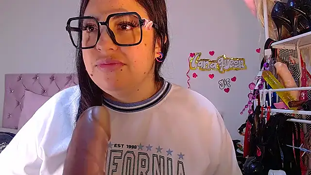 lanaqueen699 online show from 04-25-26, 01:25