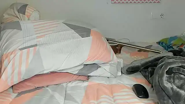 Ama music online show from 01-18-25, 04:10