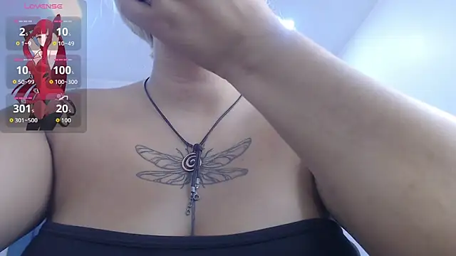 Snapshot of april_bunnyy chatting on 05-20-26, 05:41 april bunnyy online show from 05-20-26, 05:41