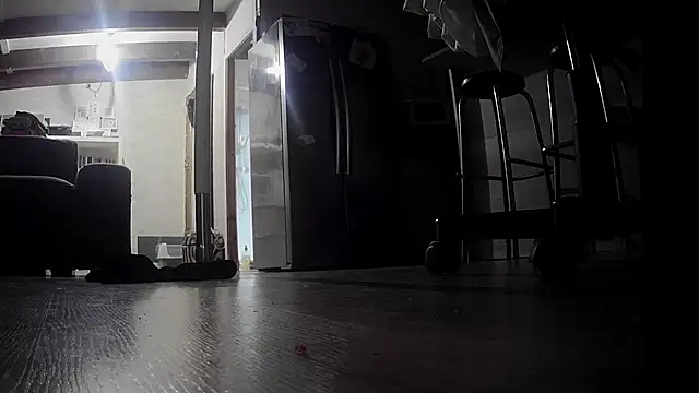 Snapshot of FLakiReve chatting on 10-30-25, 05:35 FLakiReve online show from 10-30-25, 05:35