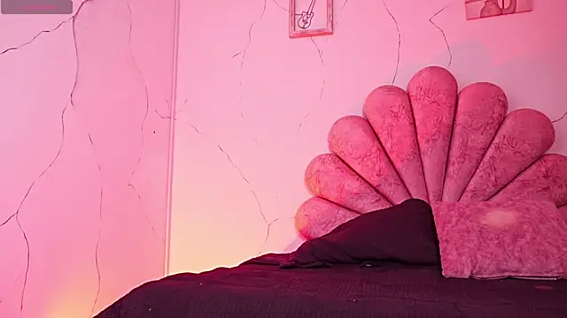 Melany Luv online show from 03-24-26, 09:20