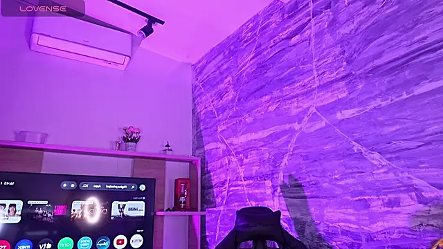 Melany Luv online show from 04-05-26, 09:45