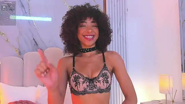 Snapshot of OSHUN_ chatting on 09-17-25, 12:51 OSHUN online show from 09-17-25, 12:51