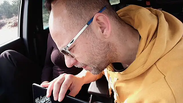 Snapshot of lullina1 chatting on 02-09-26, 11:47 lullina1 online show from 02-09-26, 11:47