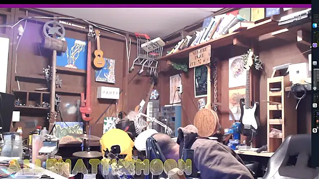 itsjameswebbscope online show from 11-18-25, 08:30