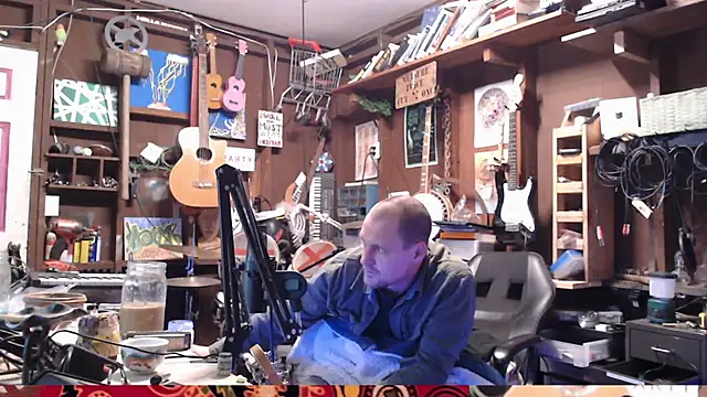 itsjameswebbscope online show from 12-16-25, 11:54